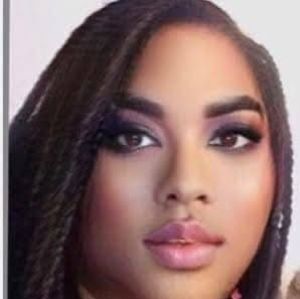 Meet your Posher, Tracyonna